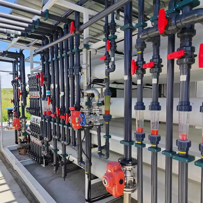 อุปกรณ์บำบัดน้ำชะขยะจากโรงงานเผา